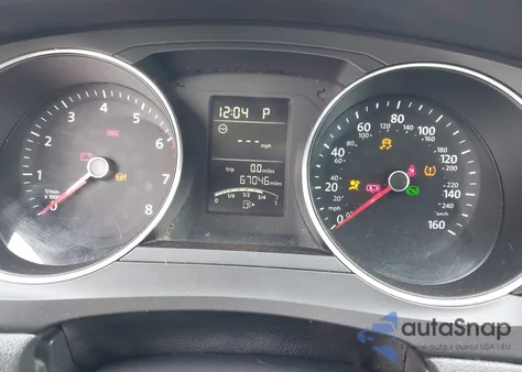 2017 Volkswagen Jetta 1.4T S z USA, uszkodzony, nr VIN 3VW2B7AJ2HM387806